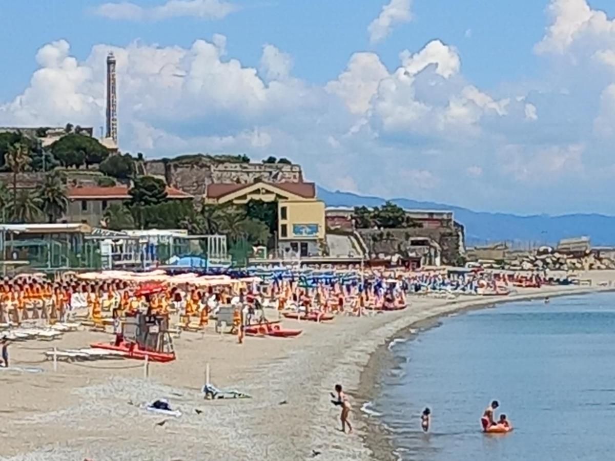 Ferienwohnung Sweet Sea View Savona Exterior foto