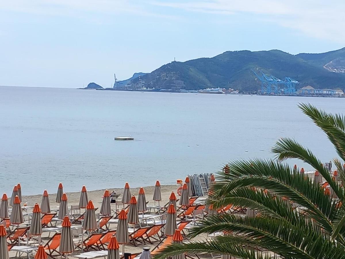 Ferienwohnung Sweet Sea View Savona Exterior foto