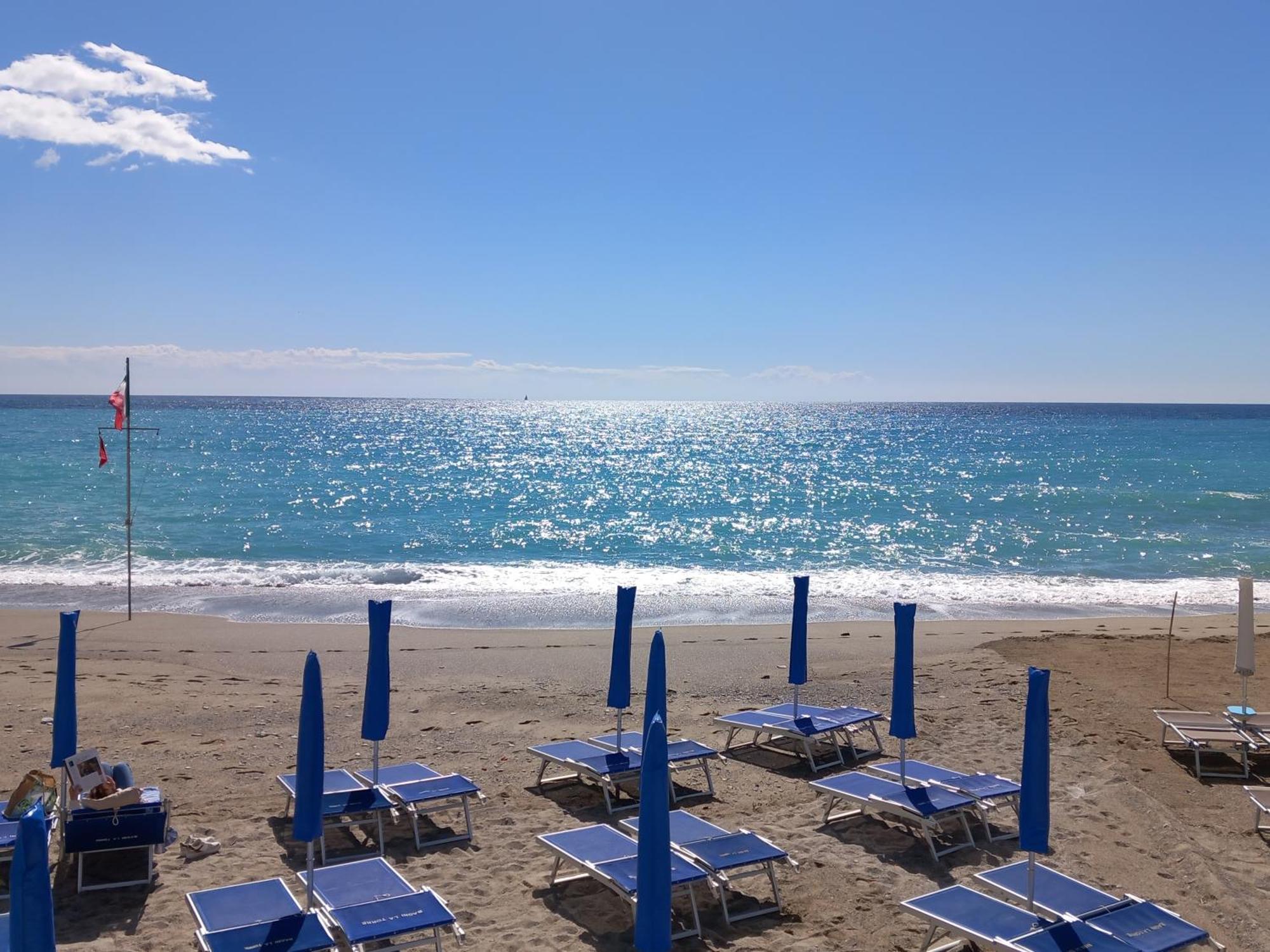 Ferienwohnung Sweet Sea View Savona Exterior foto